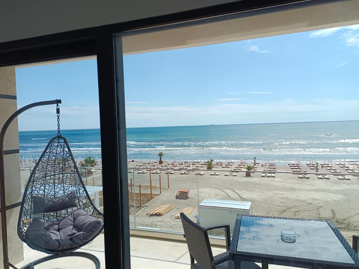 Apartament Ella Front View Năvodari Εξωτερικό φωτογραφία